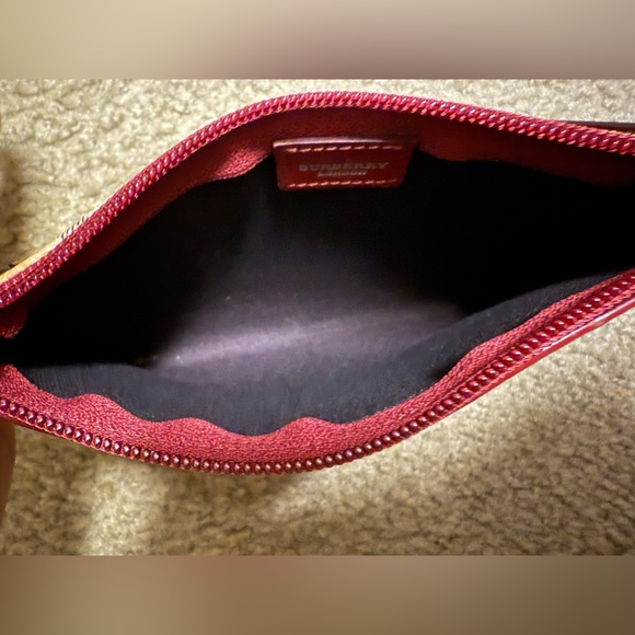 COPY - Authentic Burberry Wristlet - Picture 7 of 14